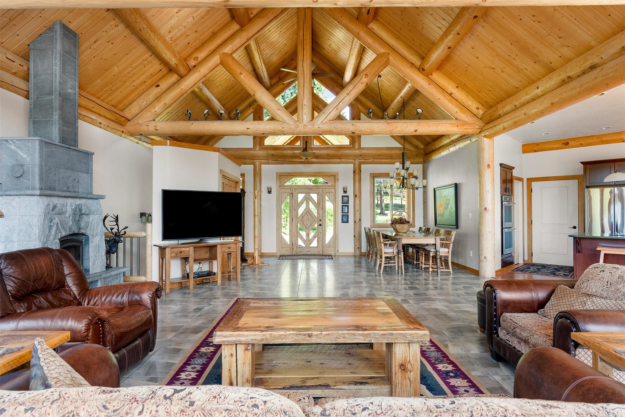 956 and 952 Falling Star Road