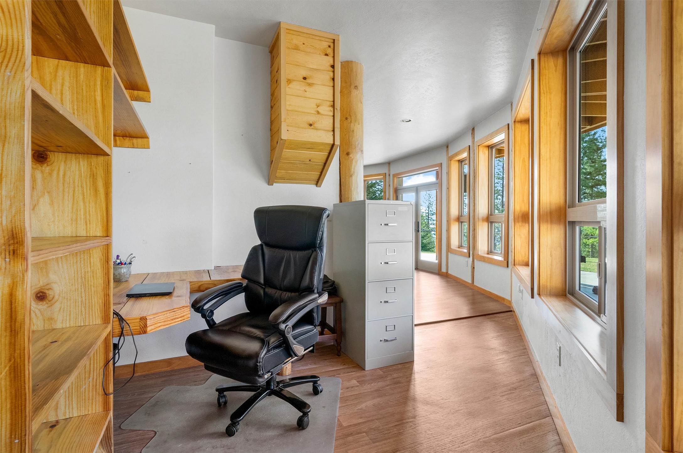 956 and 952 Falling Star Road