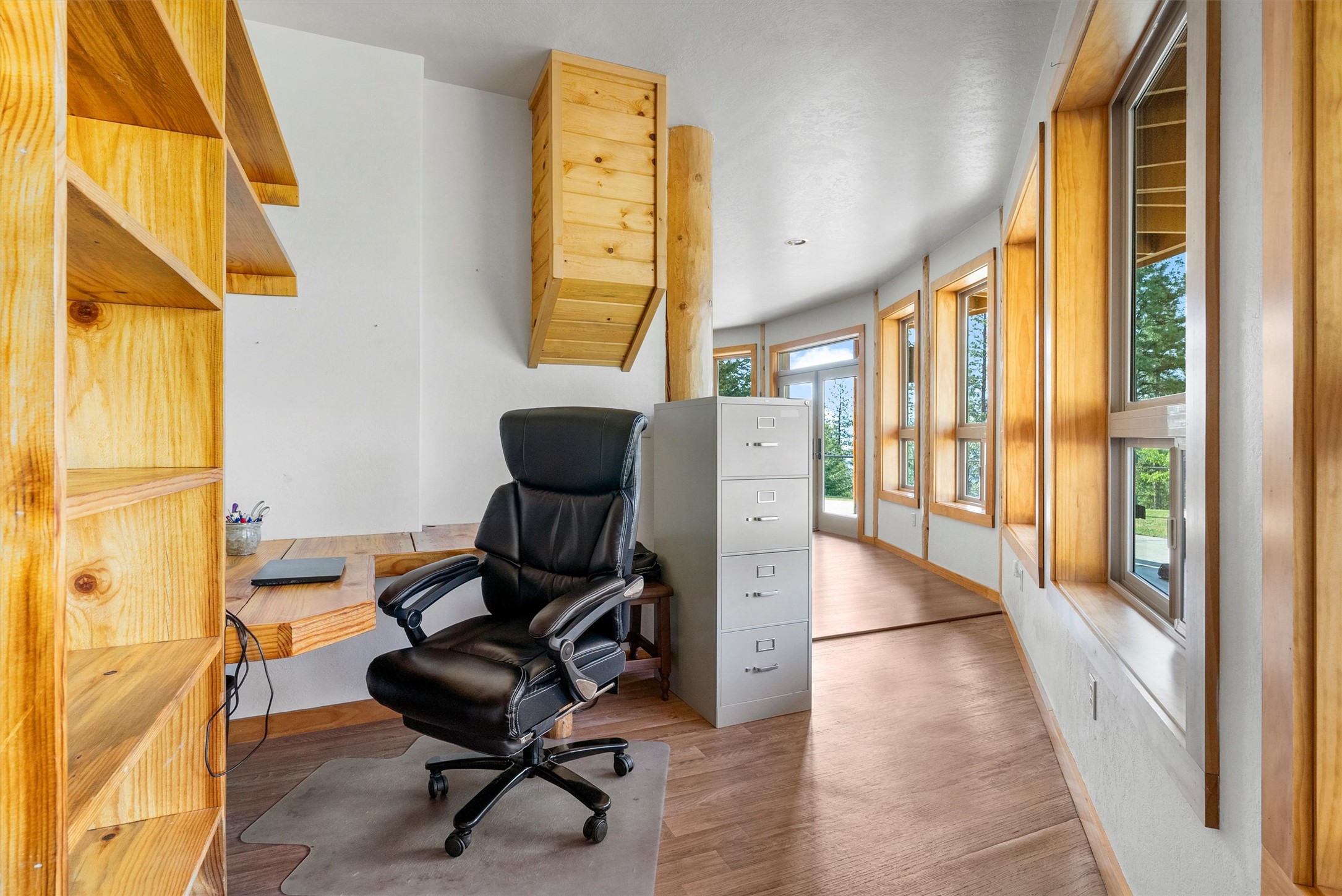 956 and 952 Falling Star Road