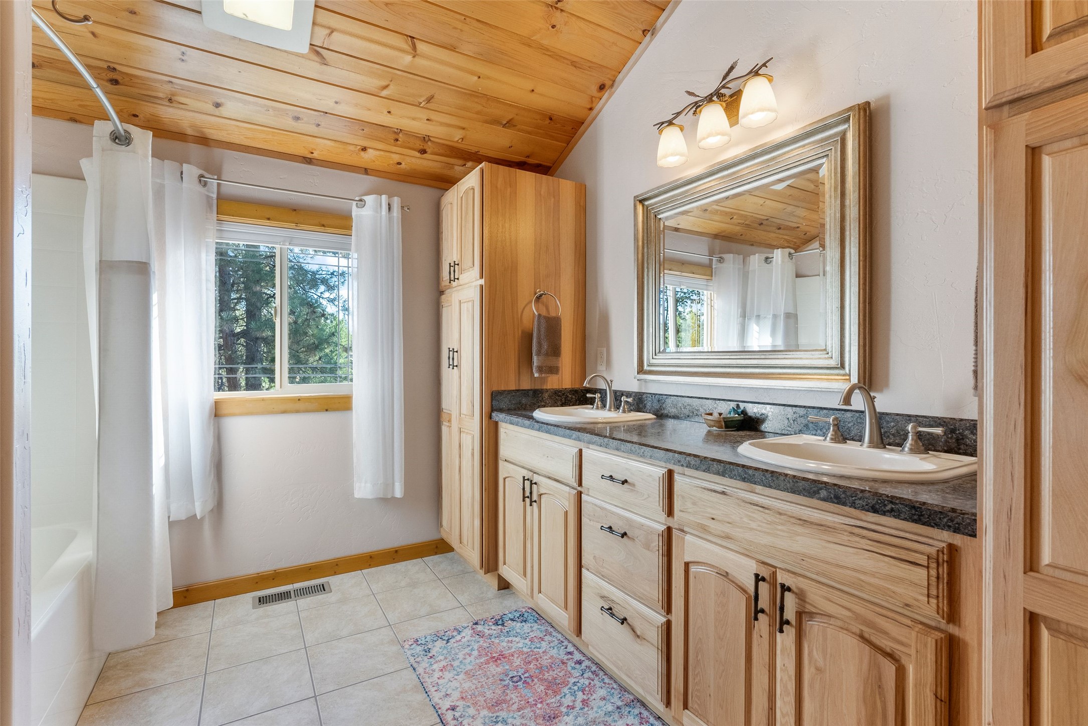 2837 Caribou Lane