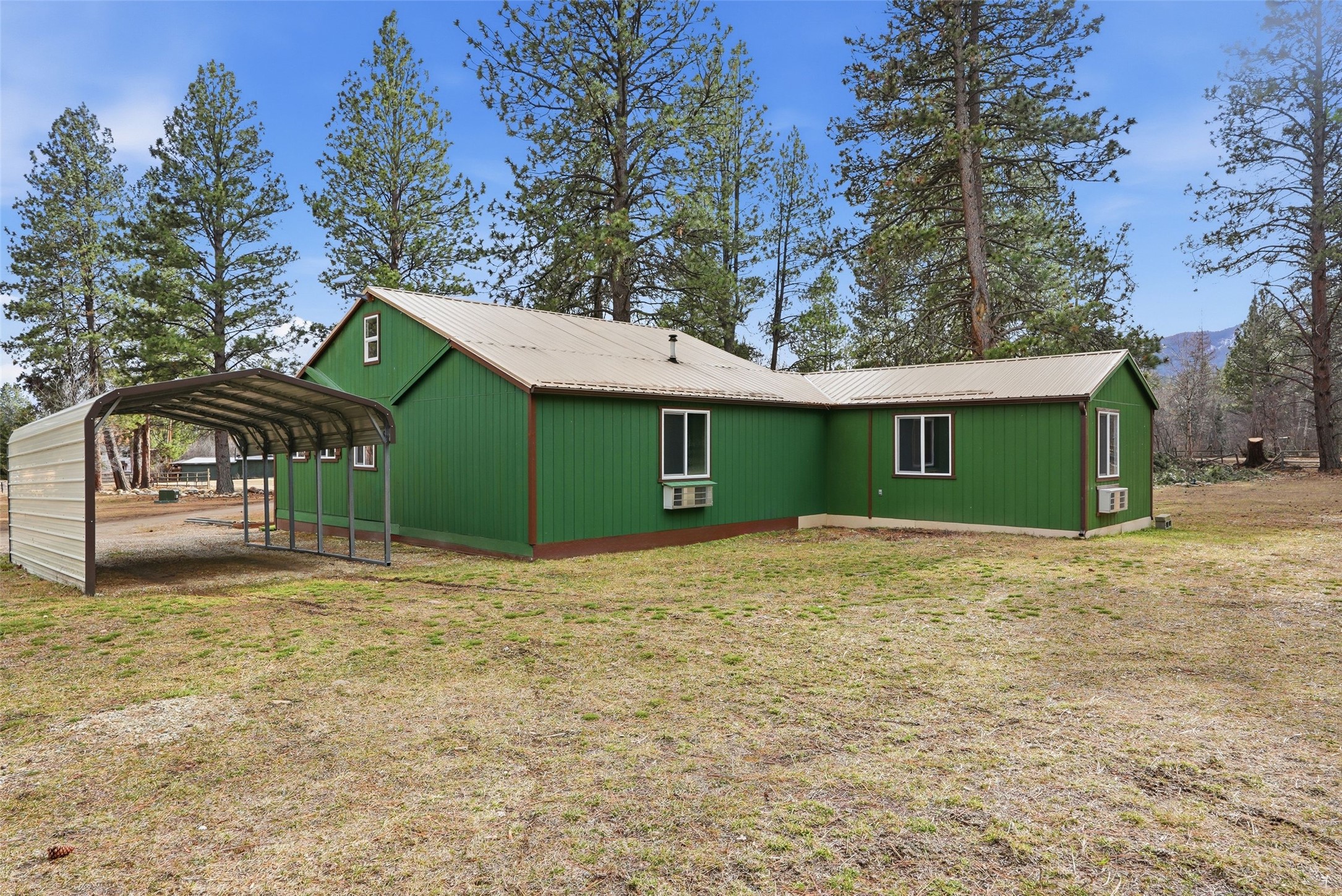 314 and 308 Kootenai Creek Road