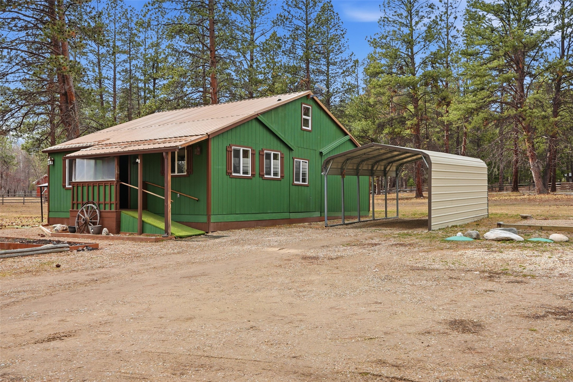 314 and 308 Kootenai Creek Road