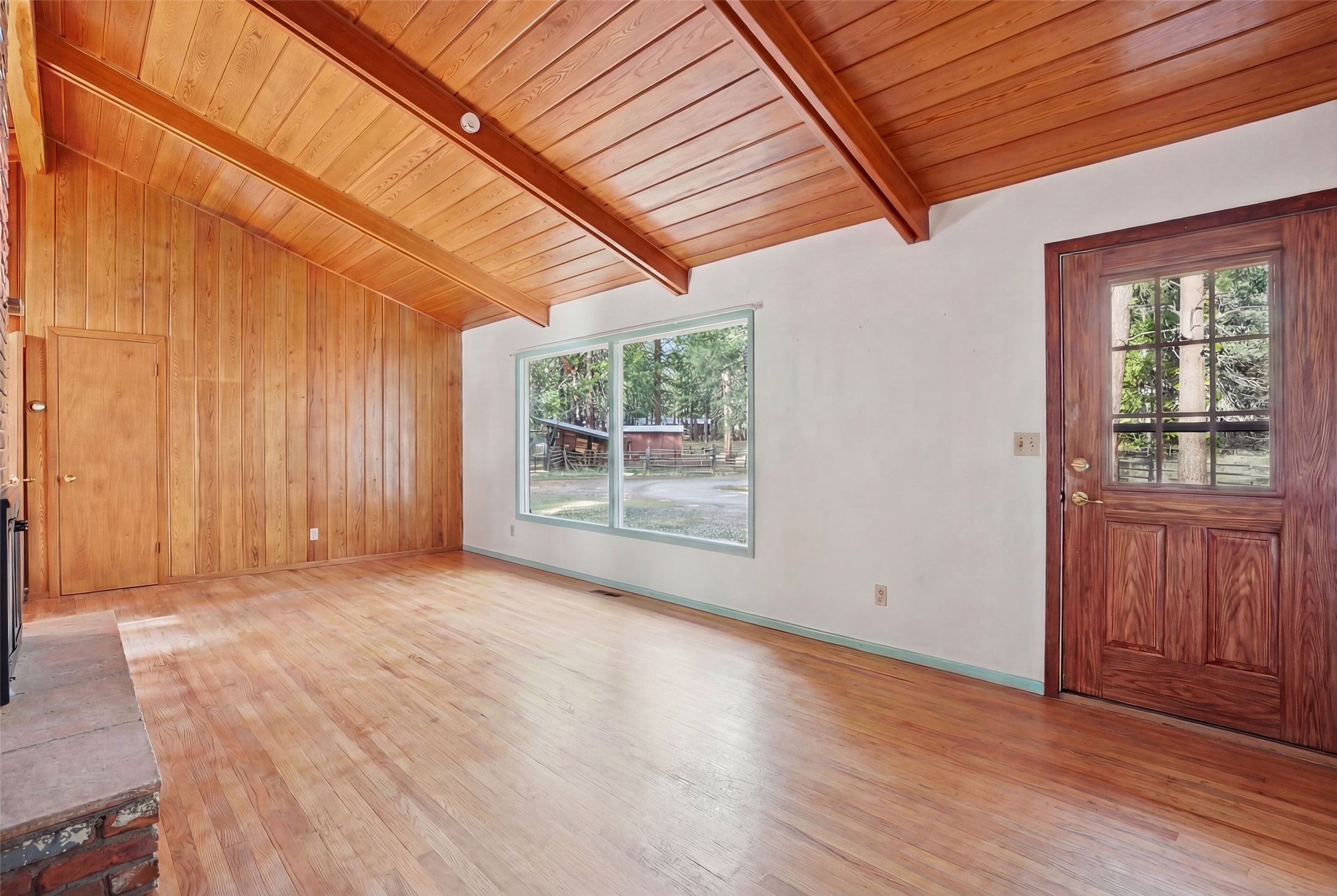 314 and 308 Kootenai Creek Road