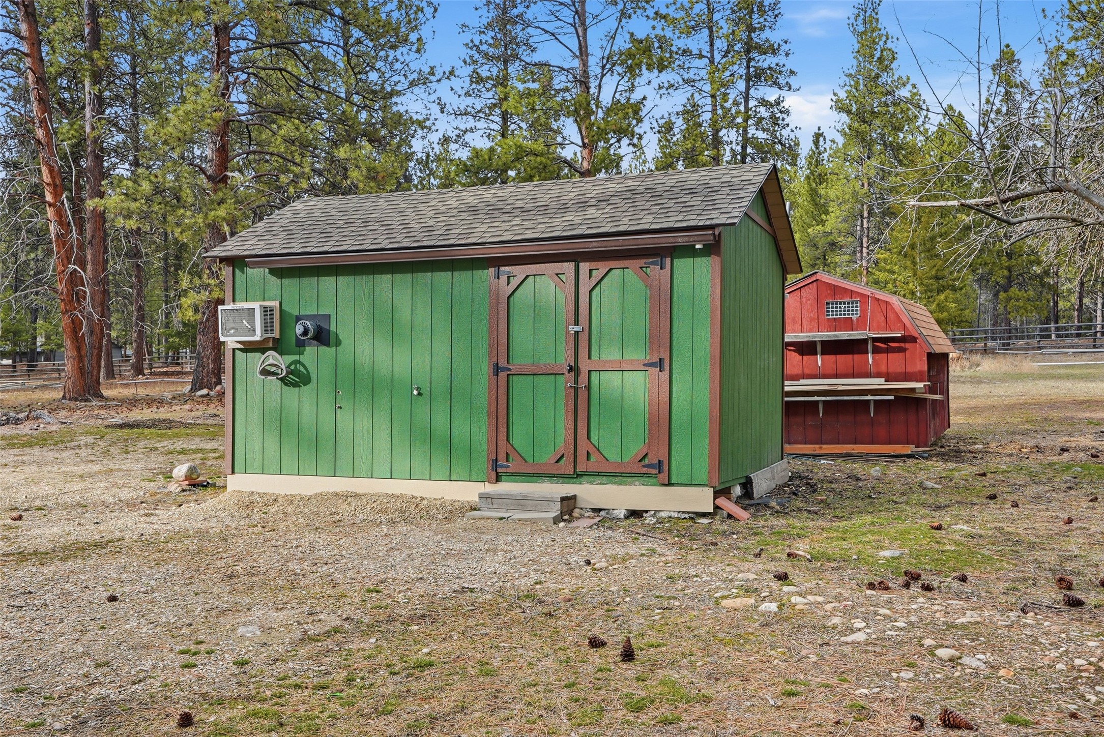 314 and 308 Kootenai Creek Road