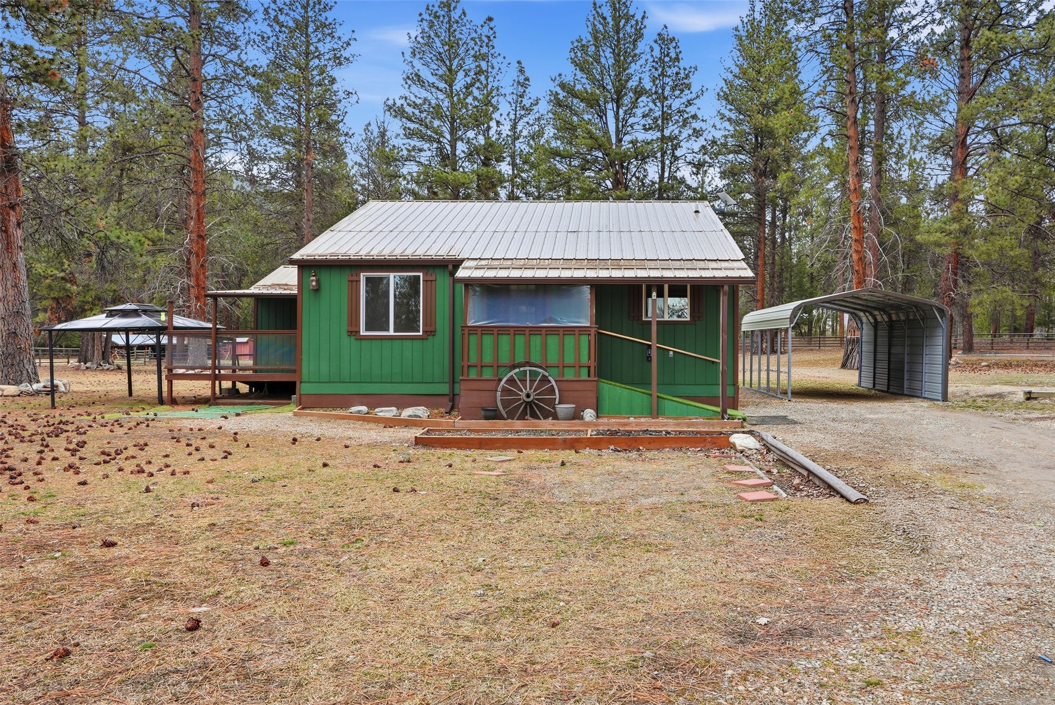 314 and 308 Kootenai Creek Road