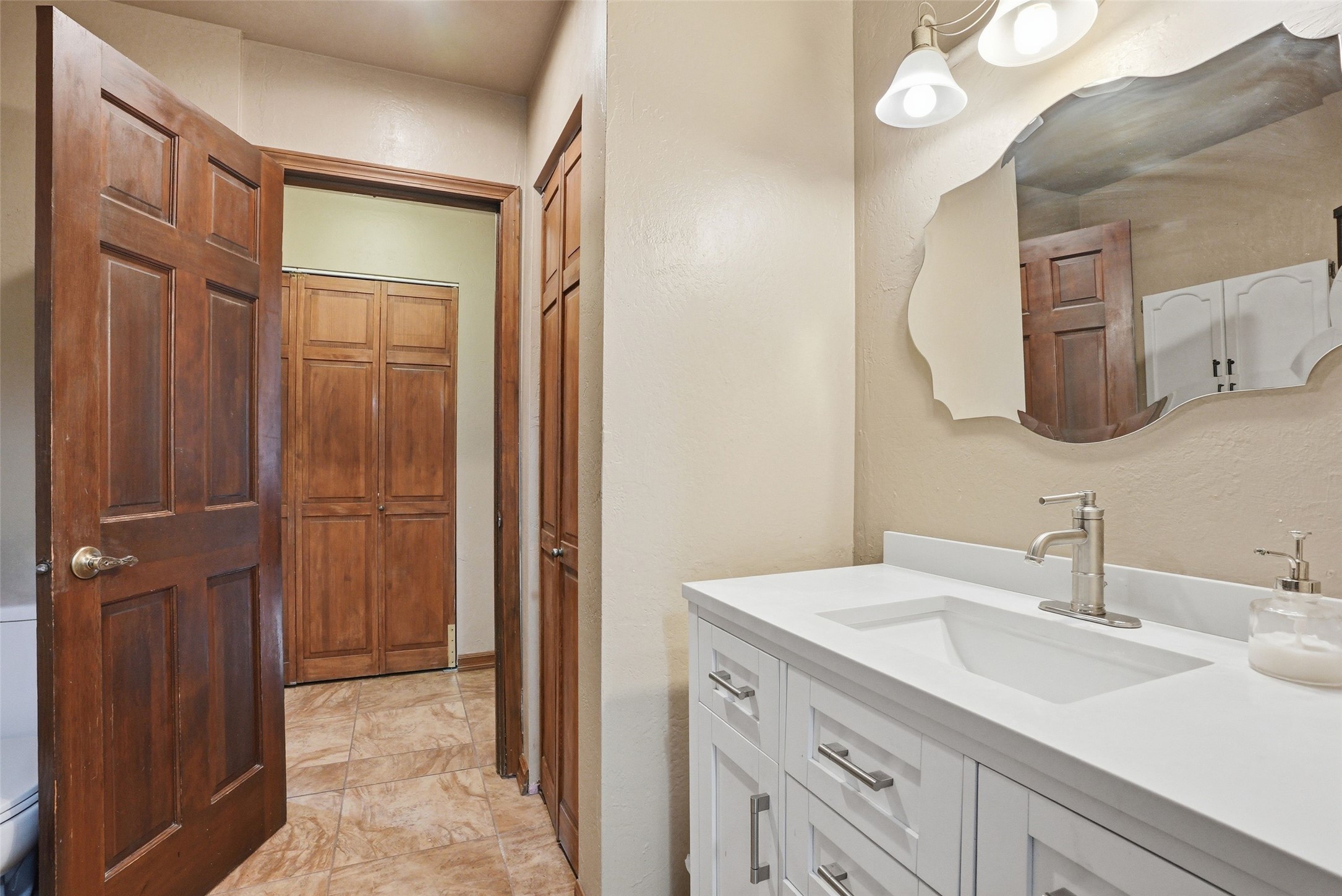 10200 Sleeman Creek Road