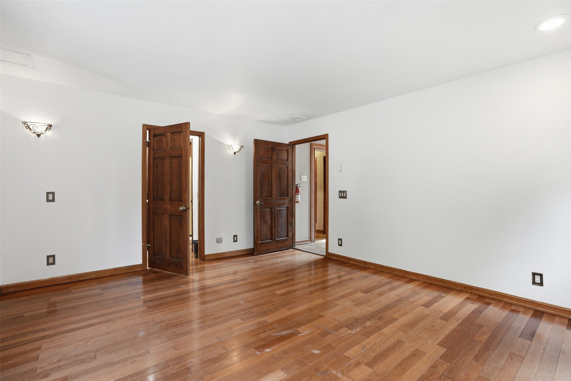 10200 Sleeman Creek Road