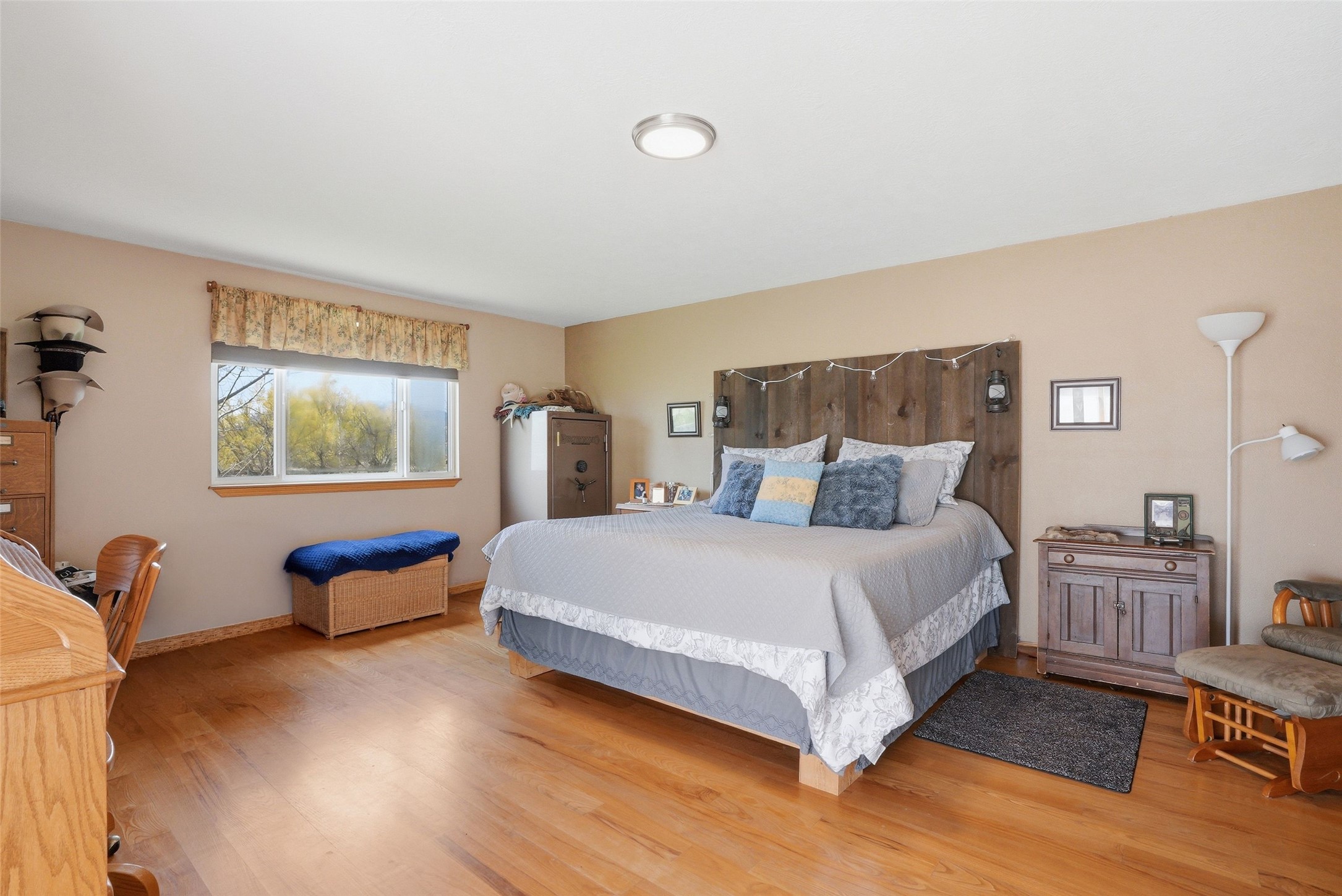 3906 Illinois Bench Road