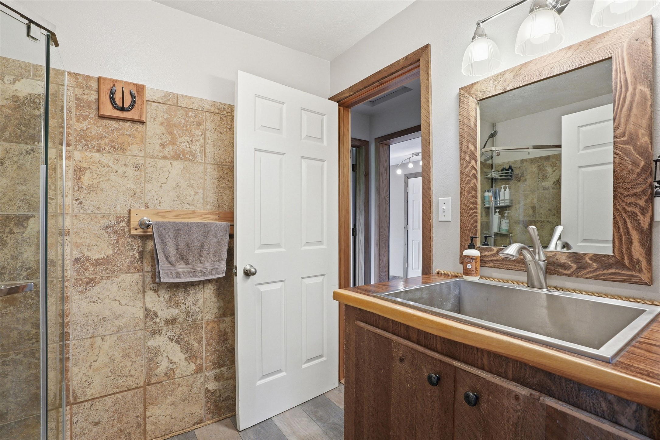 3906 Illinois Bench Road