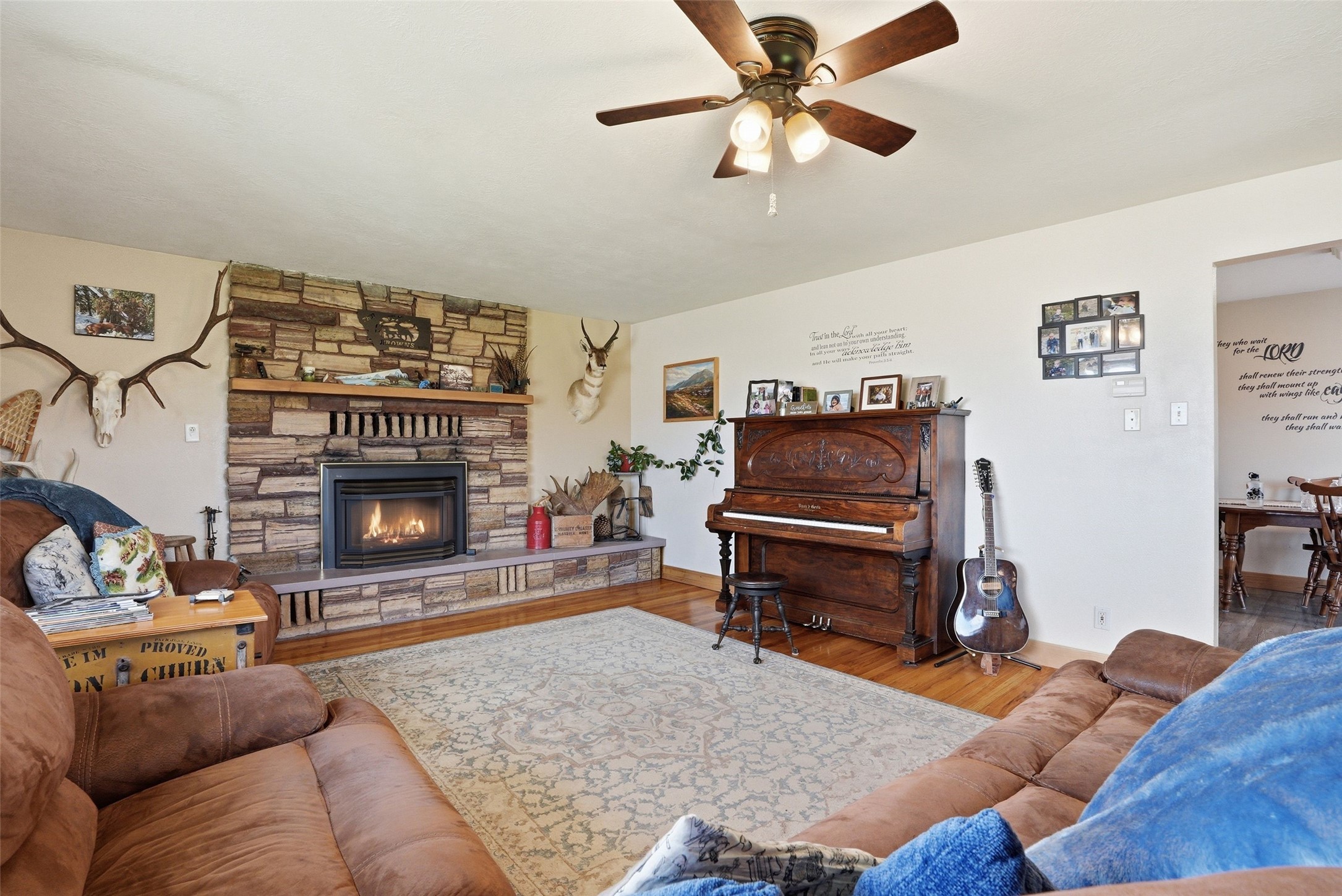 3906 Illinois Bench Road