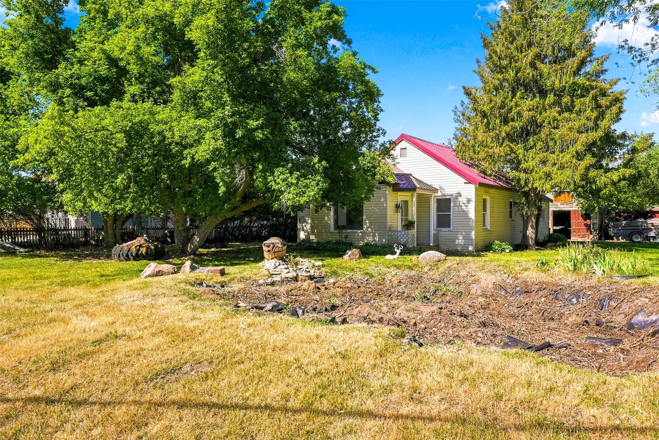 205 E Southwic Avenue