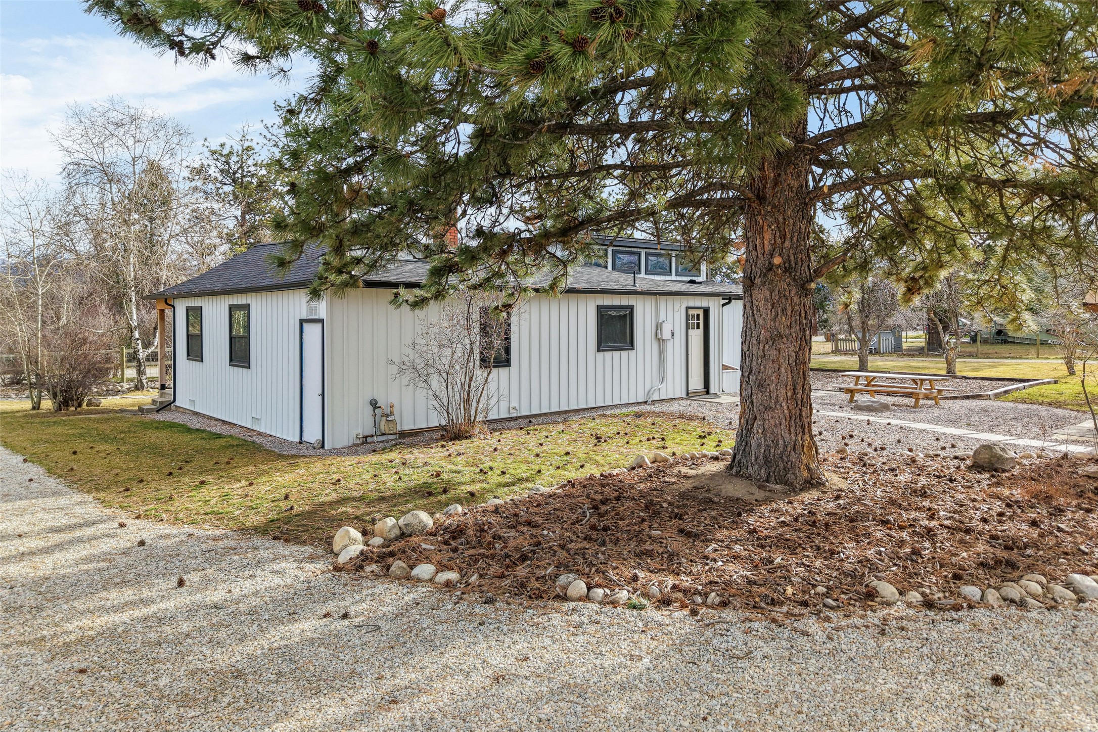 360 W River Road