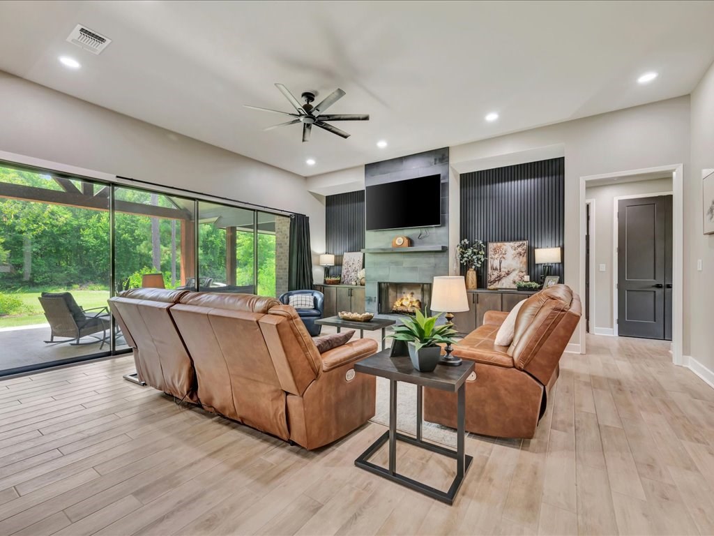 154 Reserve Drive