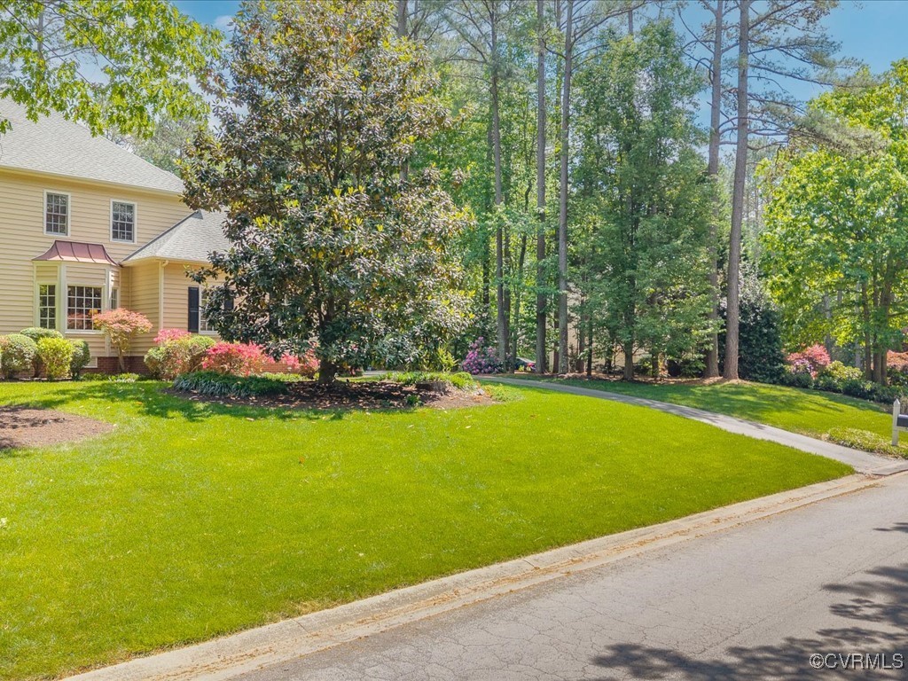 5801 Fox Briar Rd