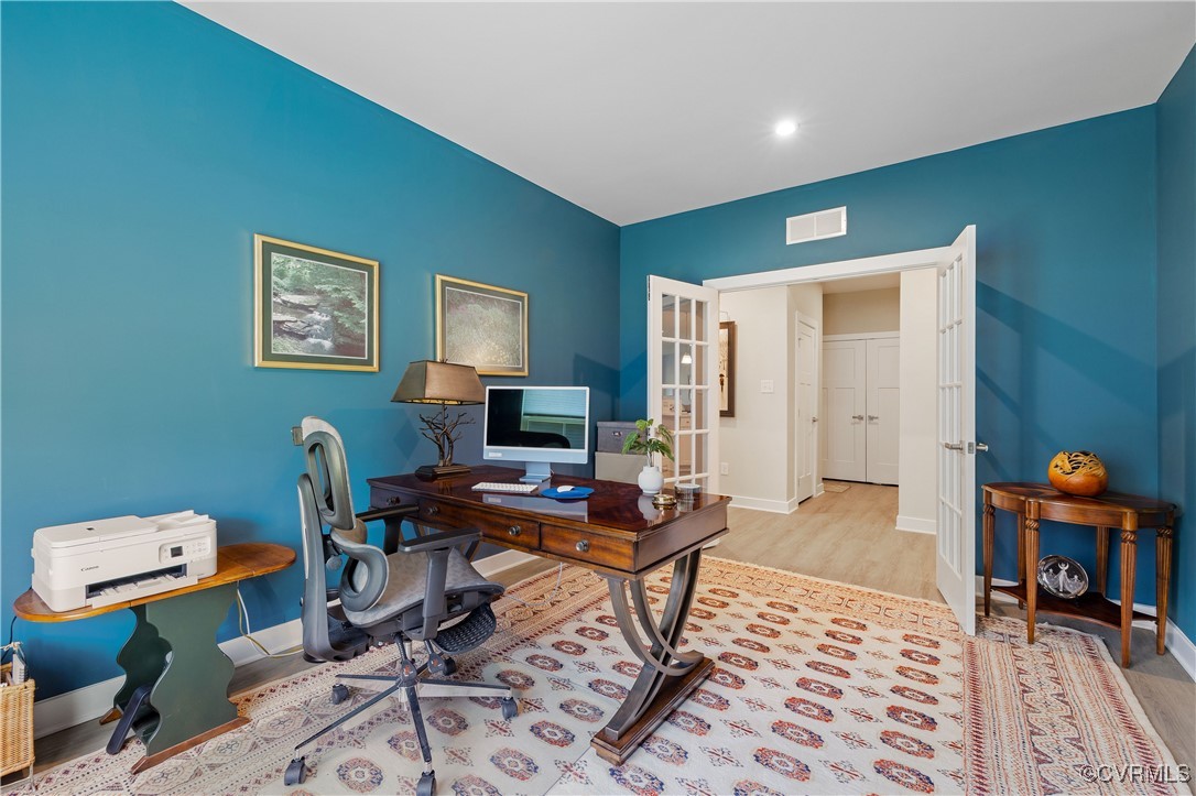 10753 Chase Grove Ln