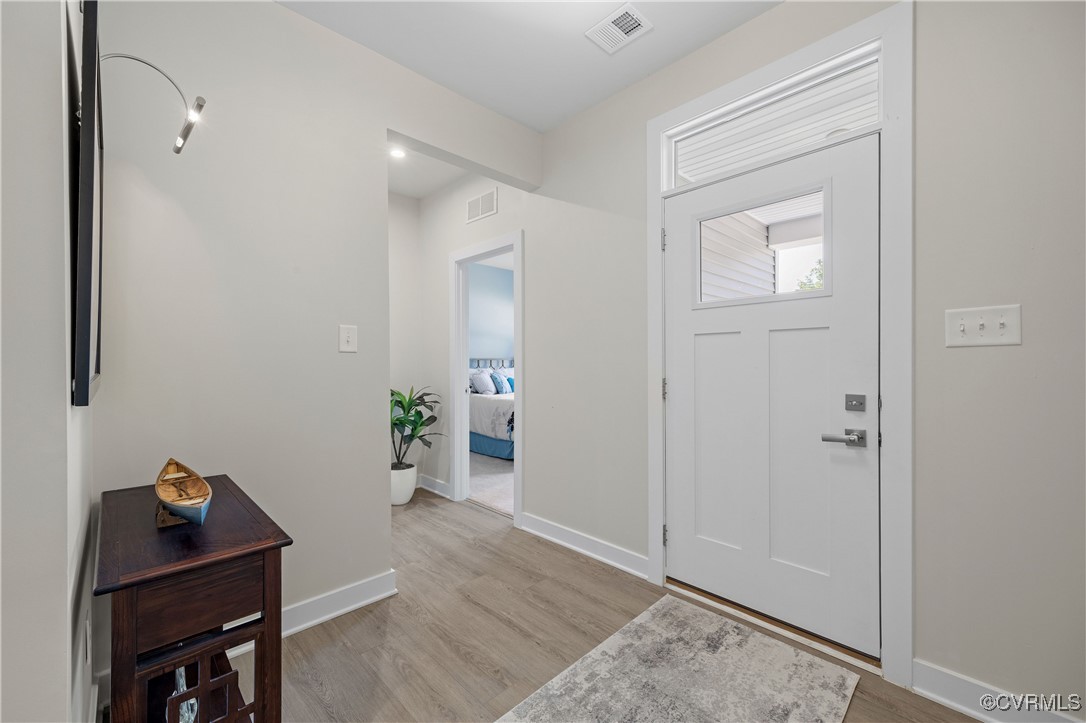 10753 Chase Grove Ln