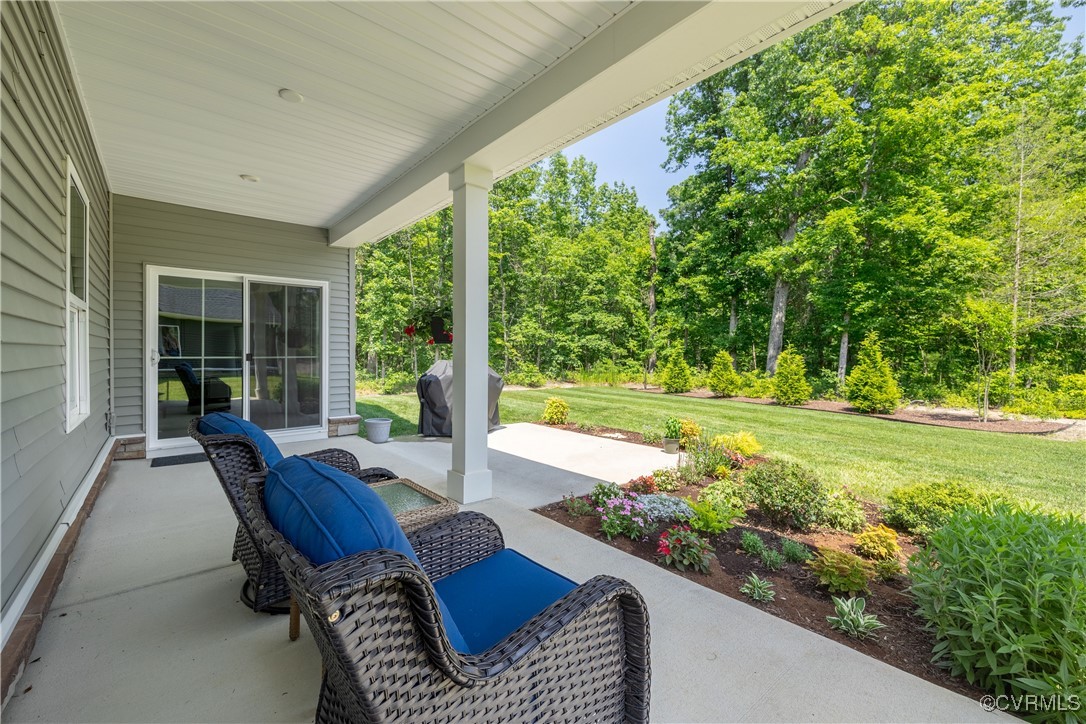 10753 Chase Grove Ln