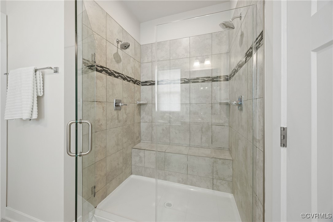 10753 Chase Grove Ln