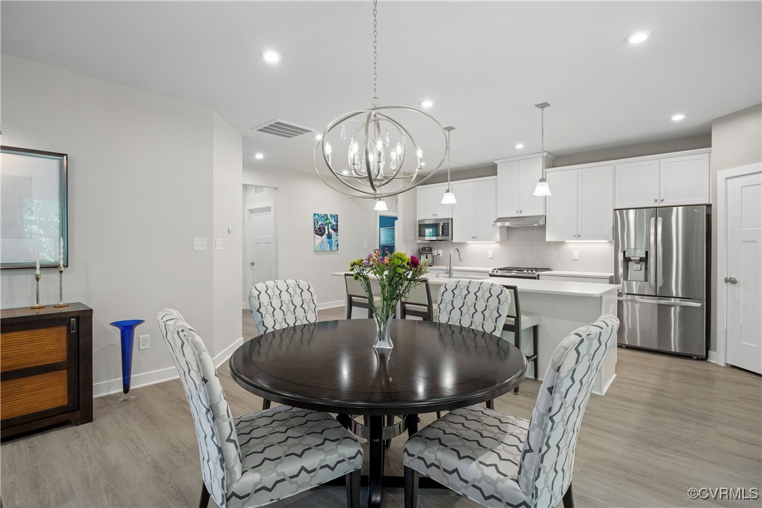 10753 Chase Grove Ln