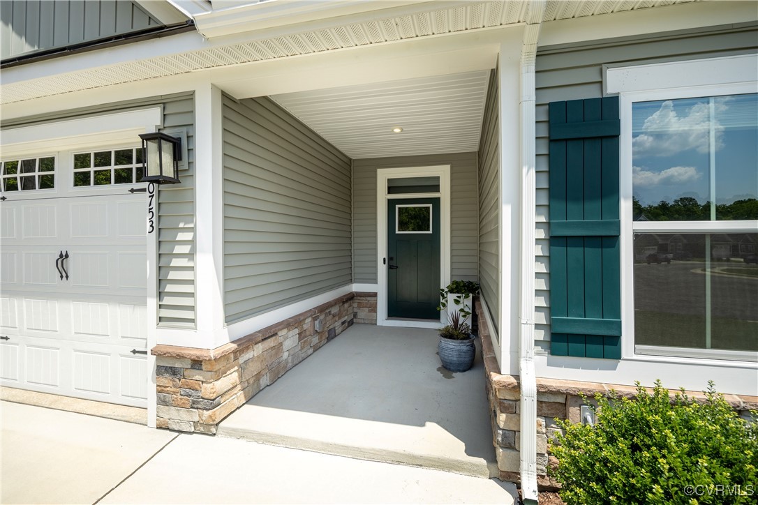 10753 Chase Grove Ln