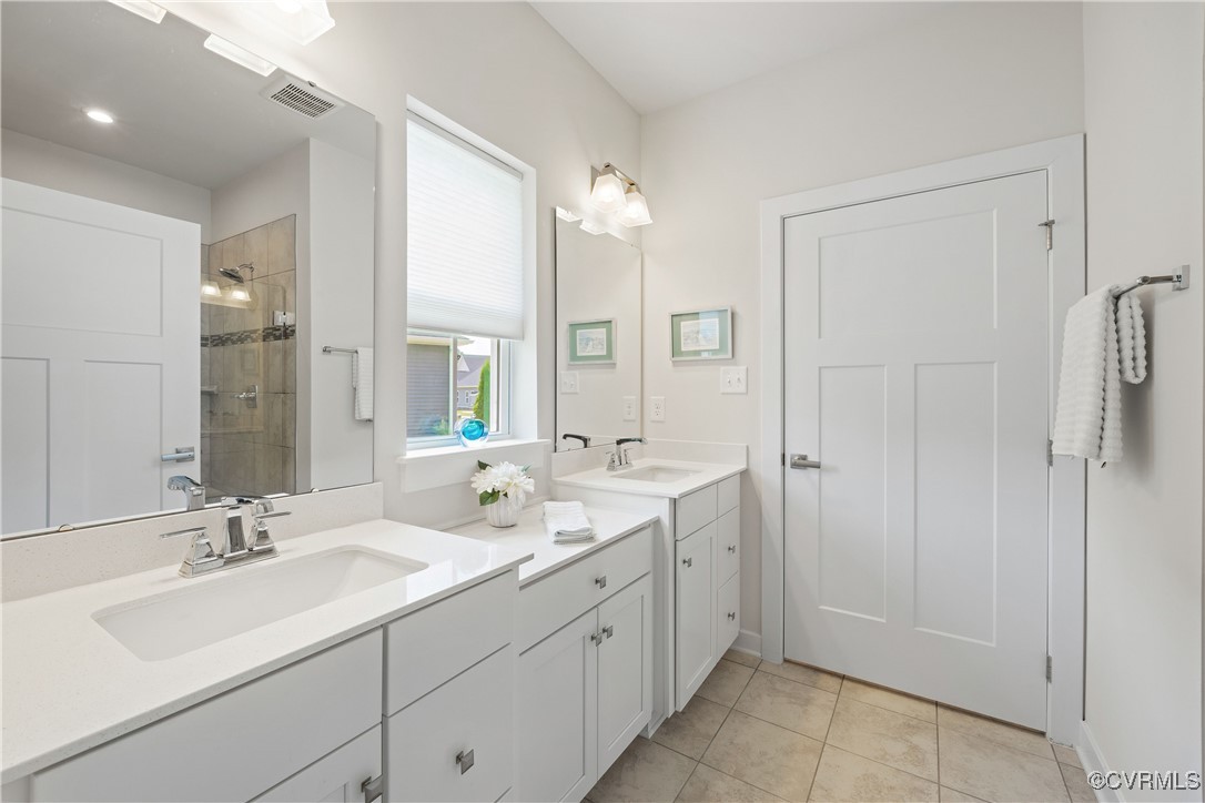 10753 Chase Grove Ln