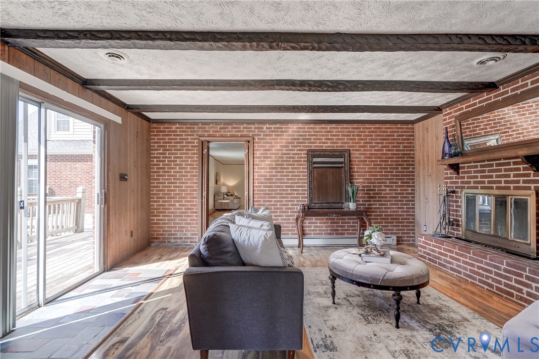 3030 River Rd