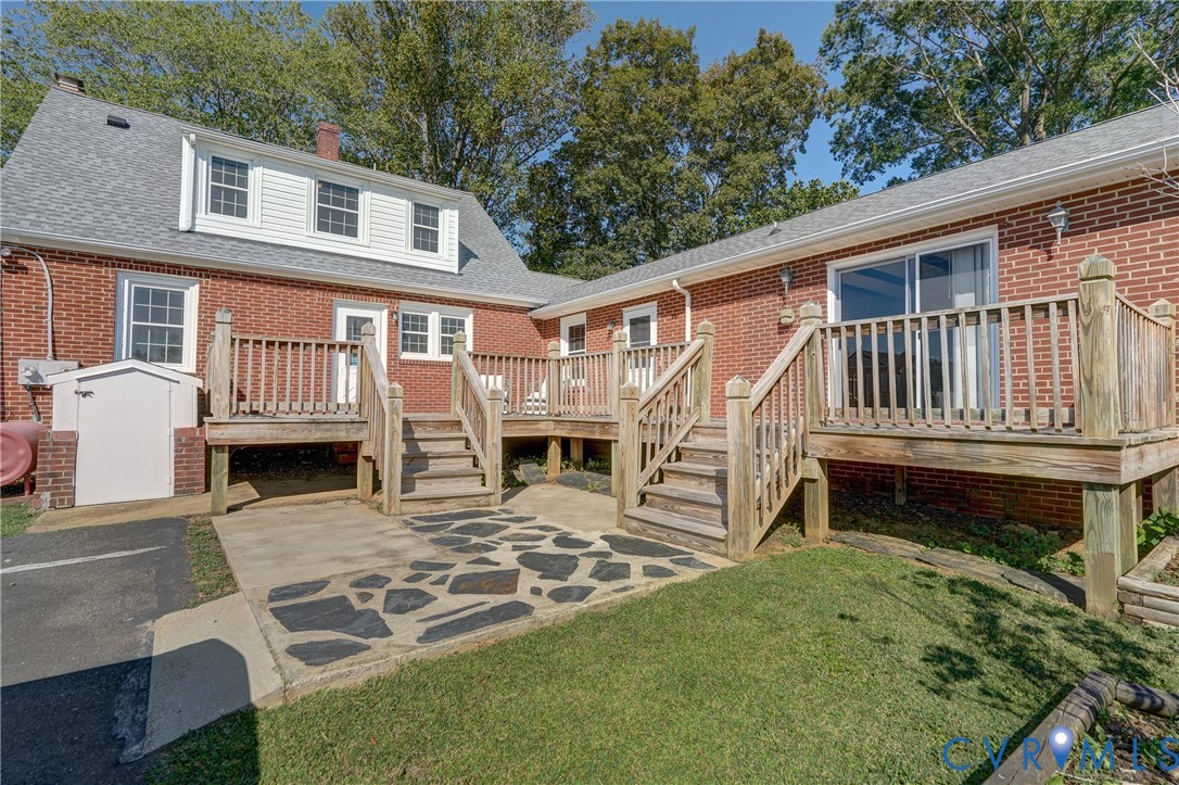 3030 River Rd