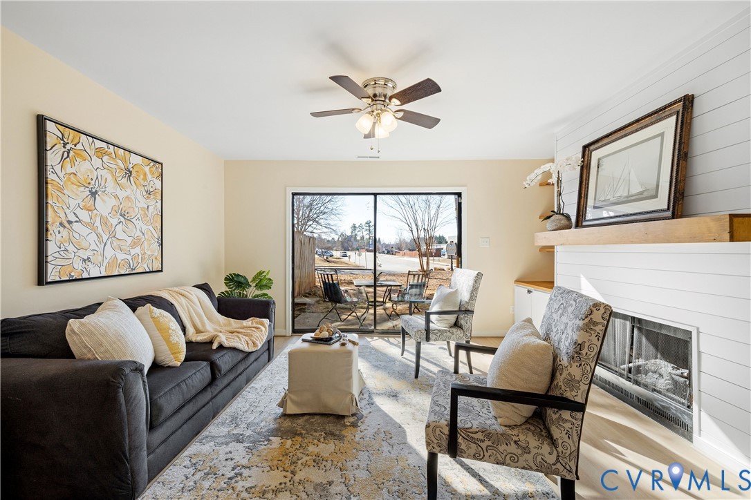 2400 Grey Forge Pl
