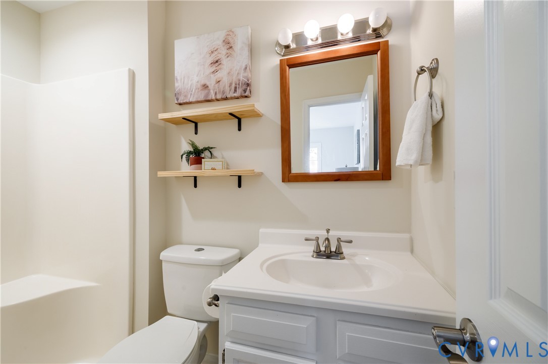 2400 Grey Forge Pl