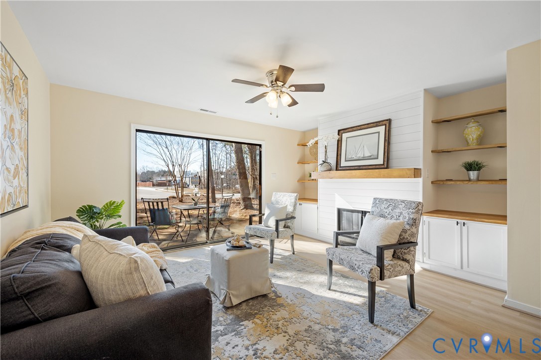 2400 Grey Forge Pl