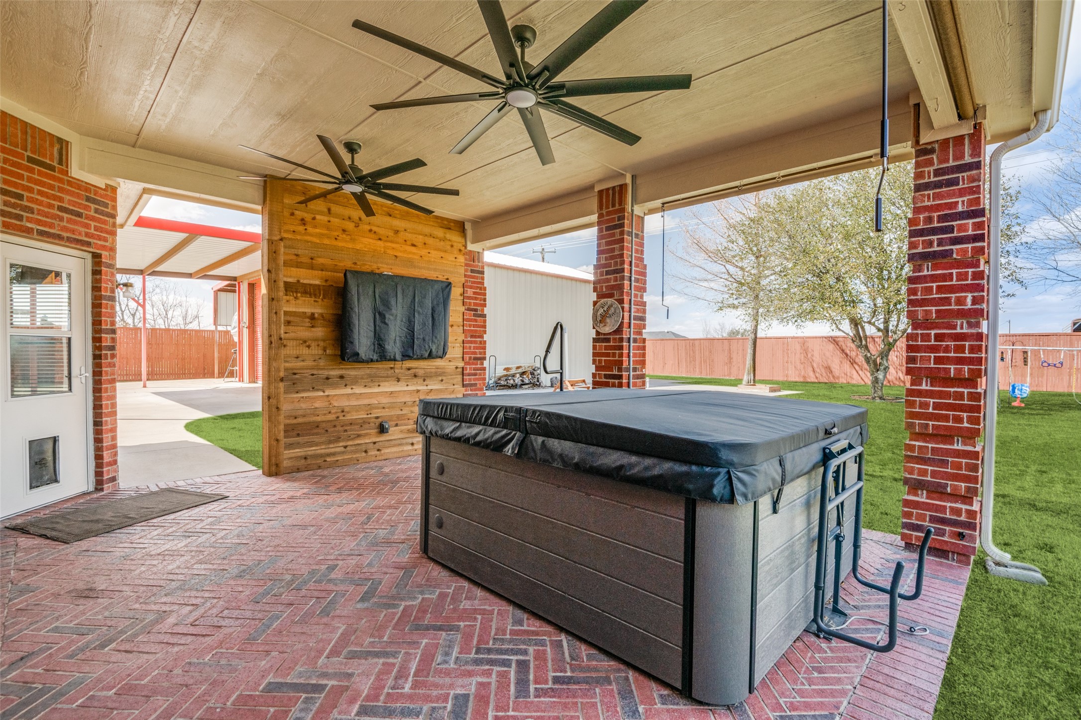 660 Cross Fence Drive
