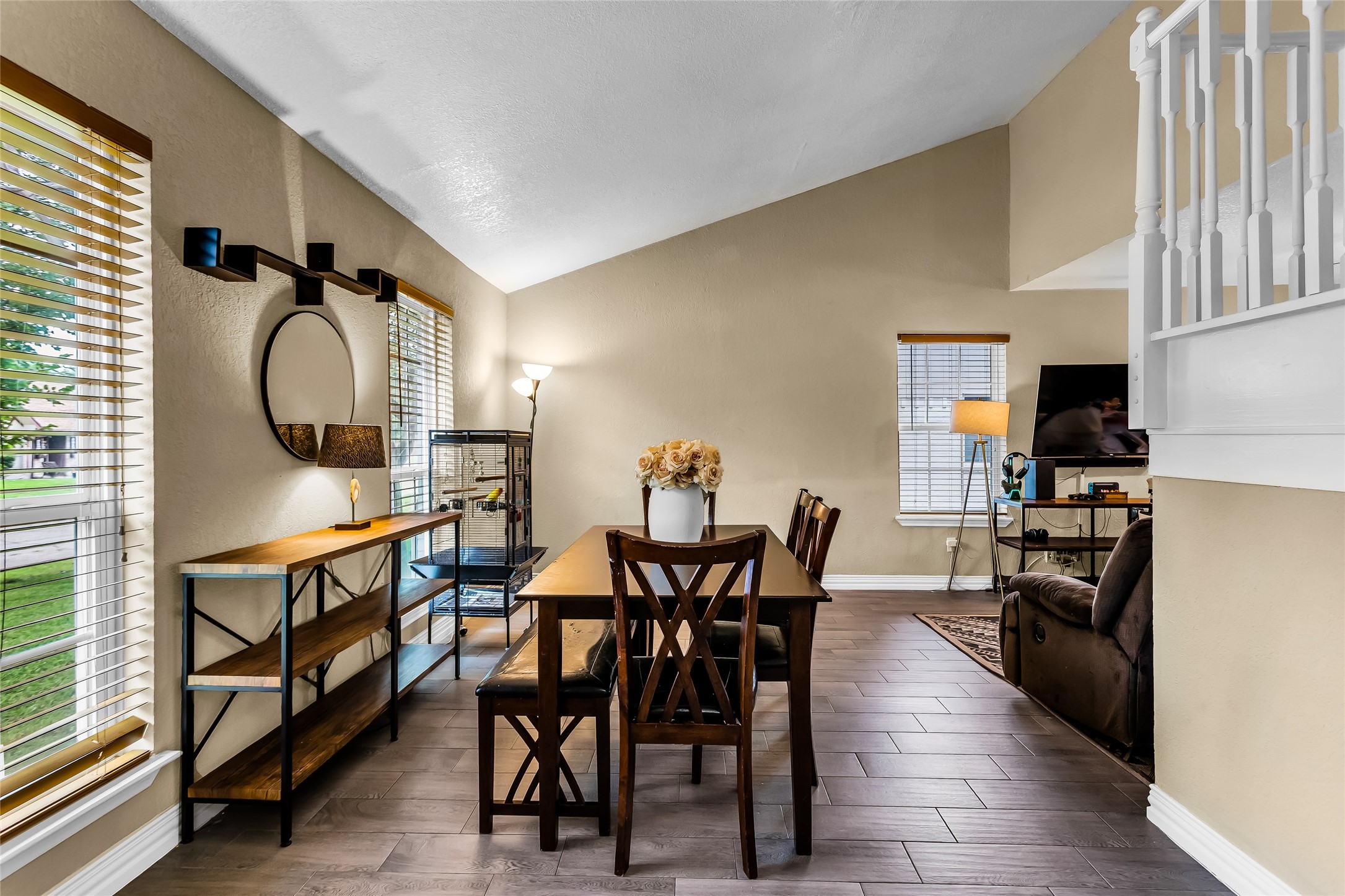 8910 Deerwood Drive
