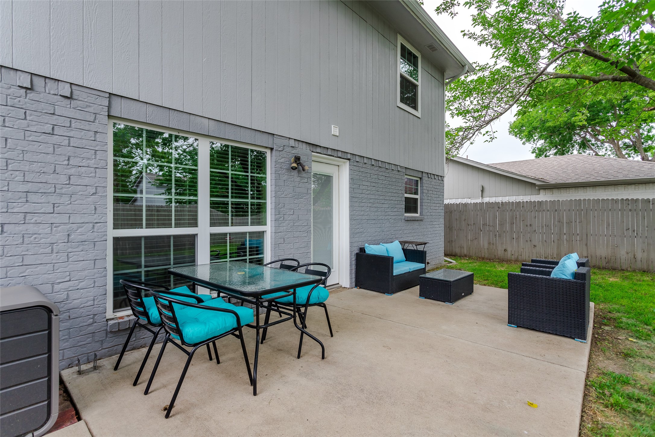8910 Deerwood Drive