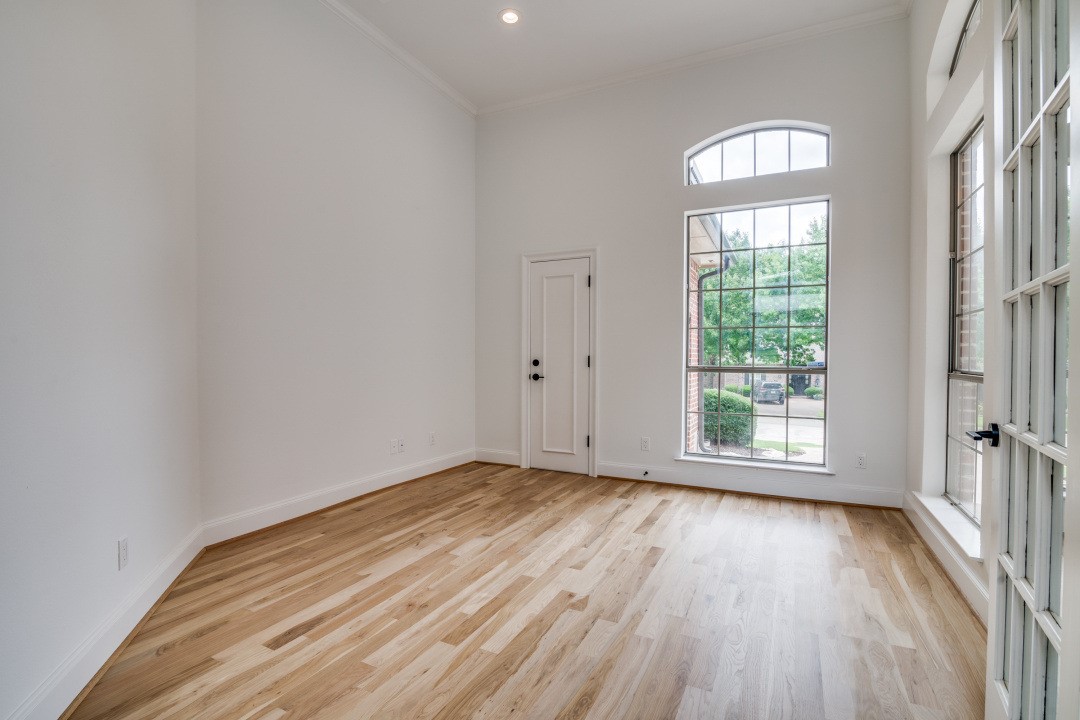 5401 Sawgrass Court