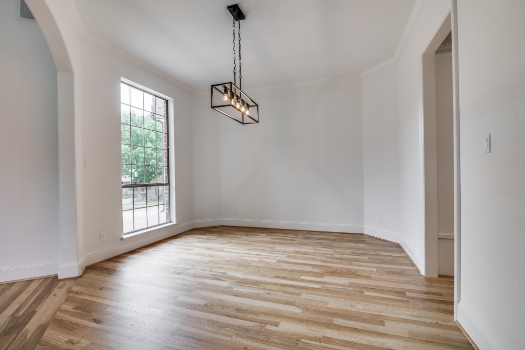 5401 Sawgrass Court