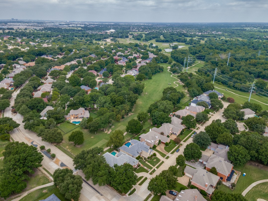 5401 Sawgrass Court