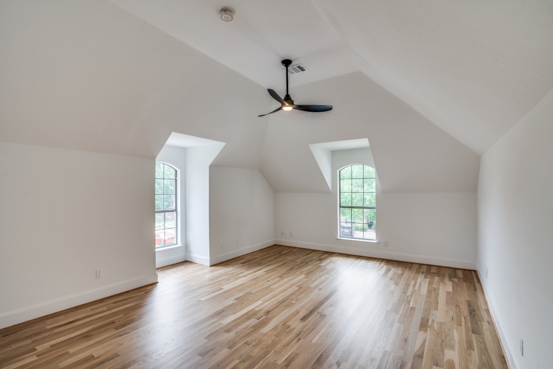5401 Sawgrass Court