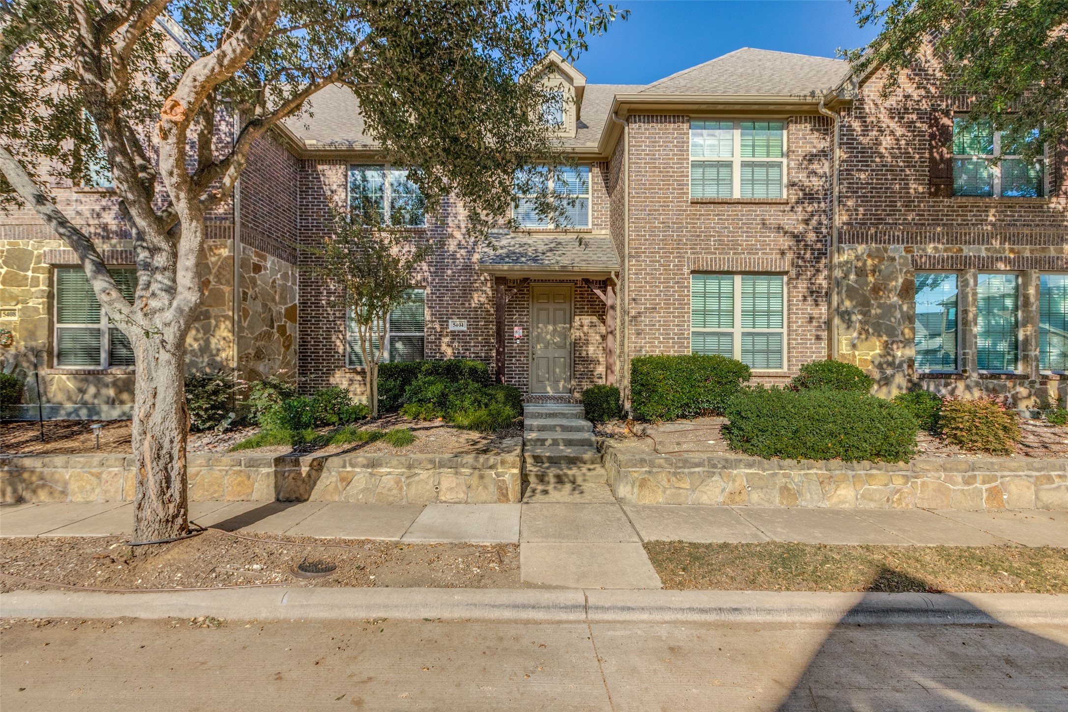 5404 Locust Drive