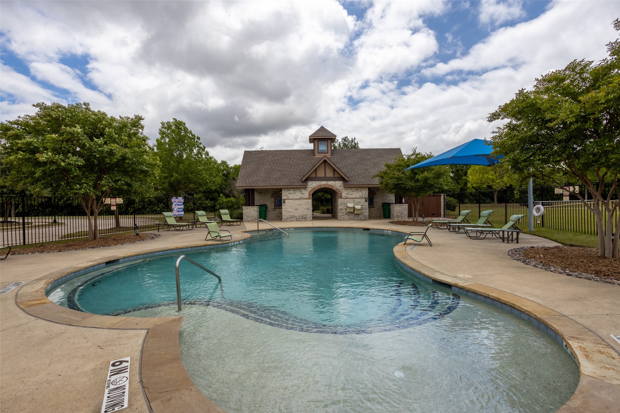5404 Locust Drive