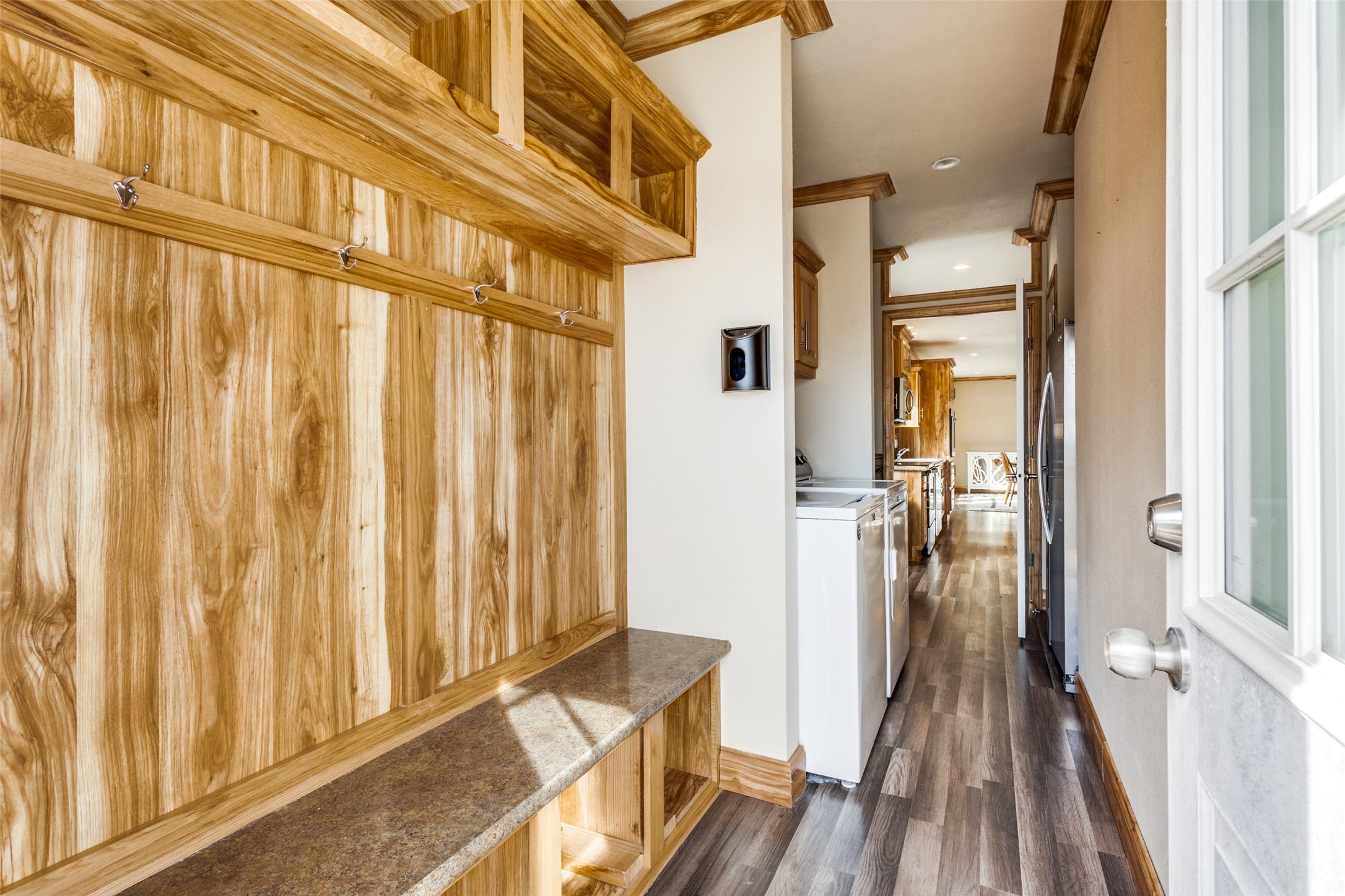1425 Cowan Road