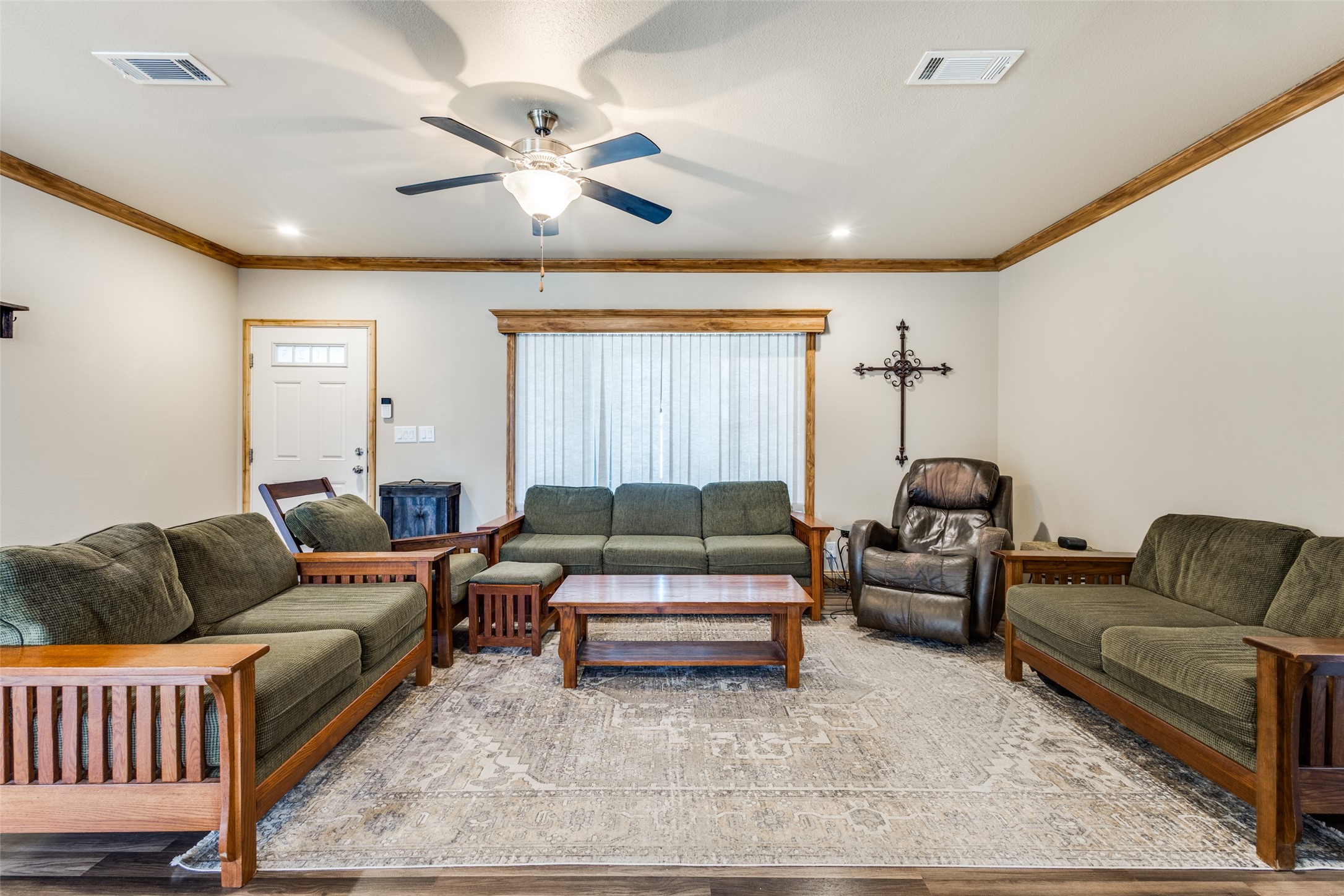1425 Cowan Road
