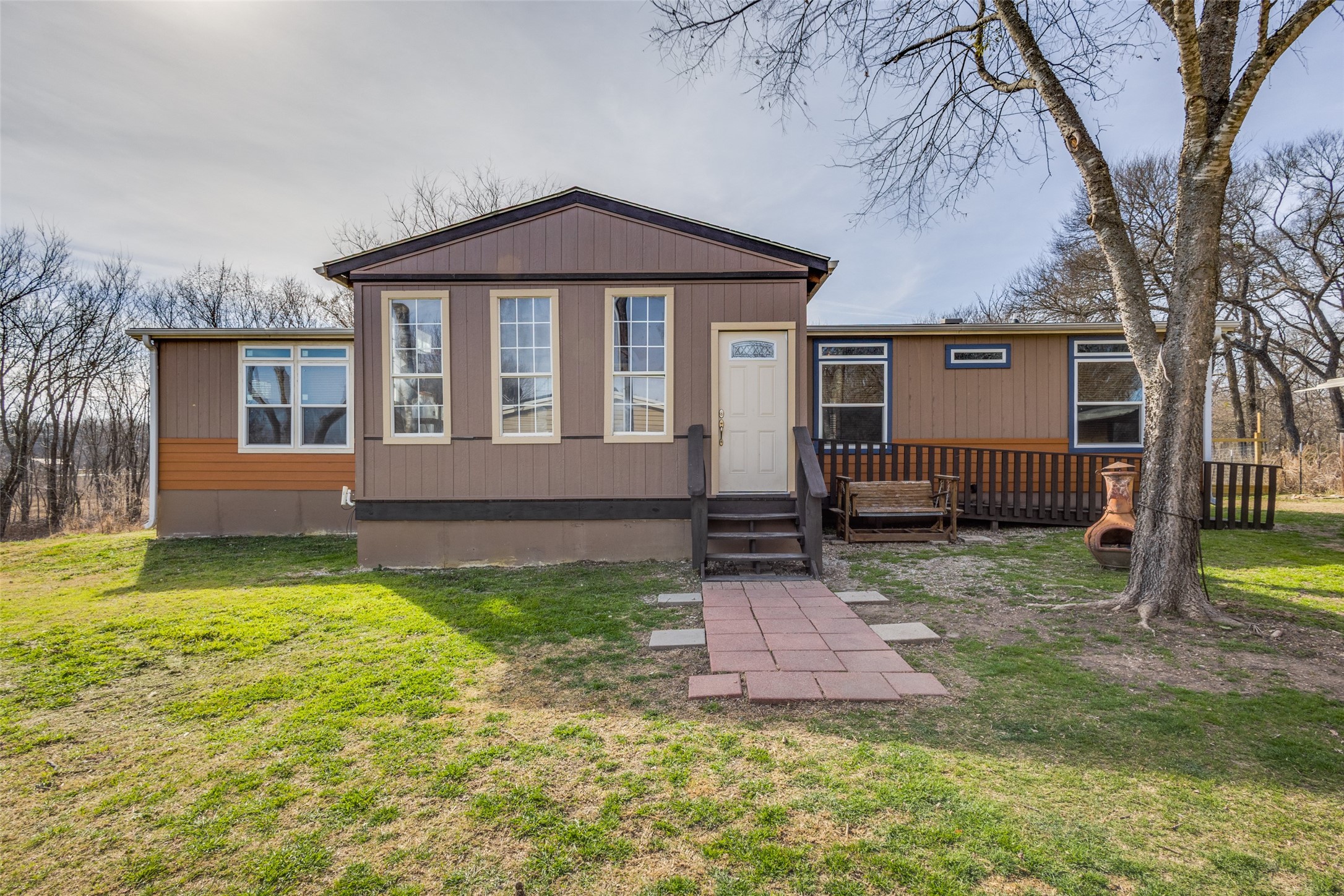 1425 Cowan Road