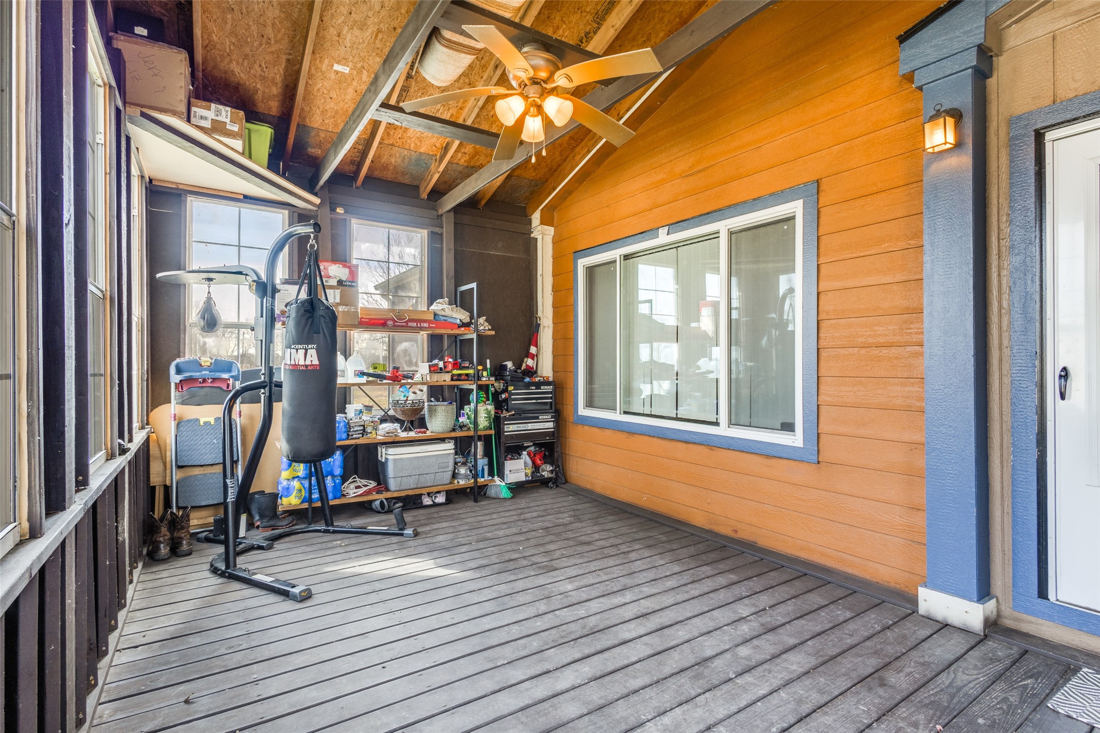 1425 Cowan Road