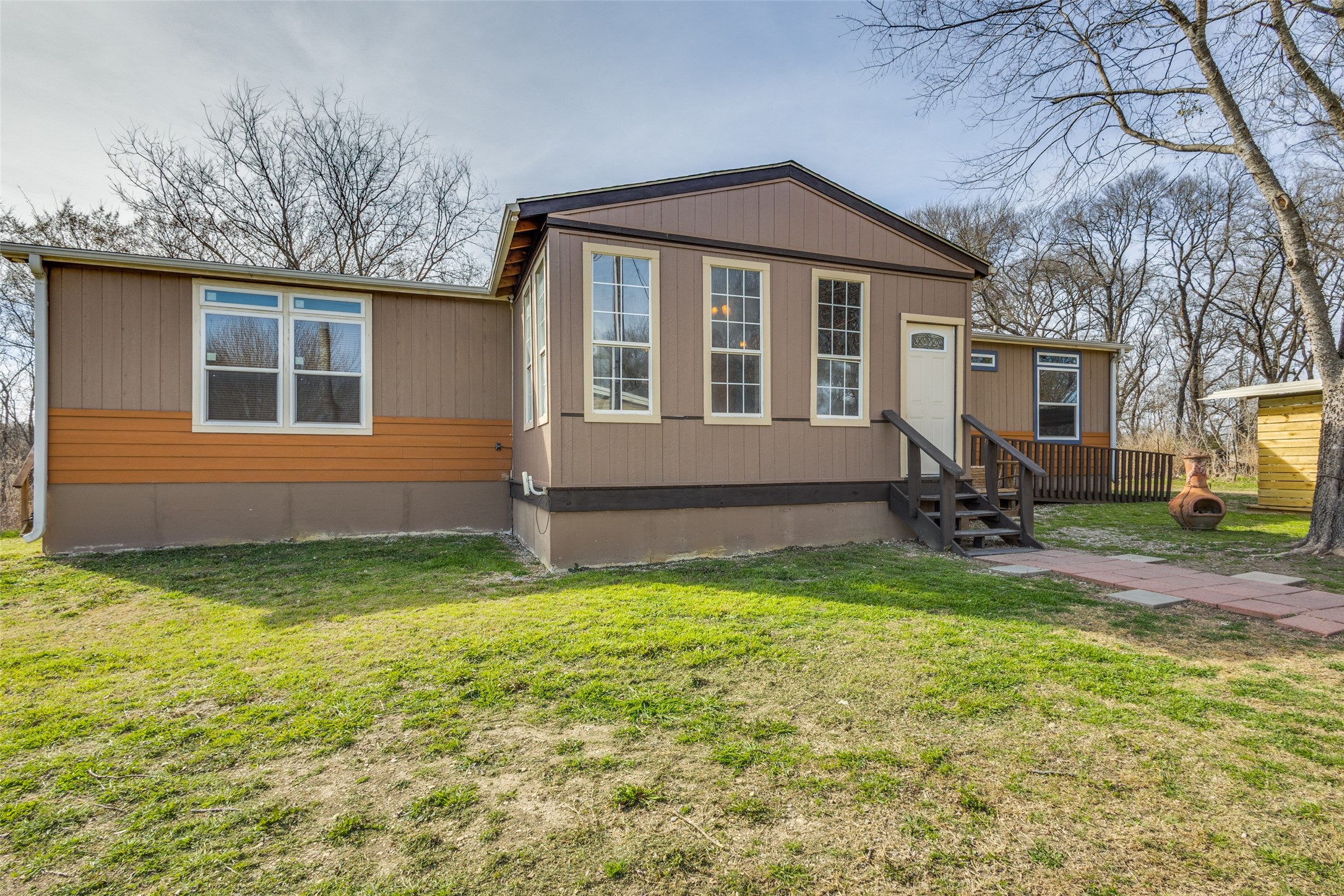 1425 Cowan Road