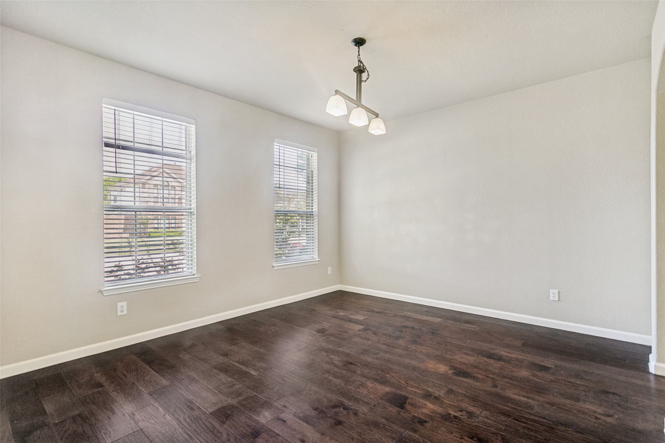 1302 Grapevine Drive