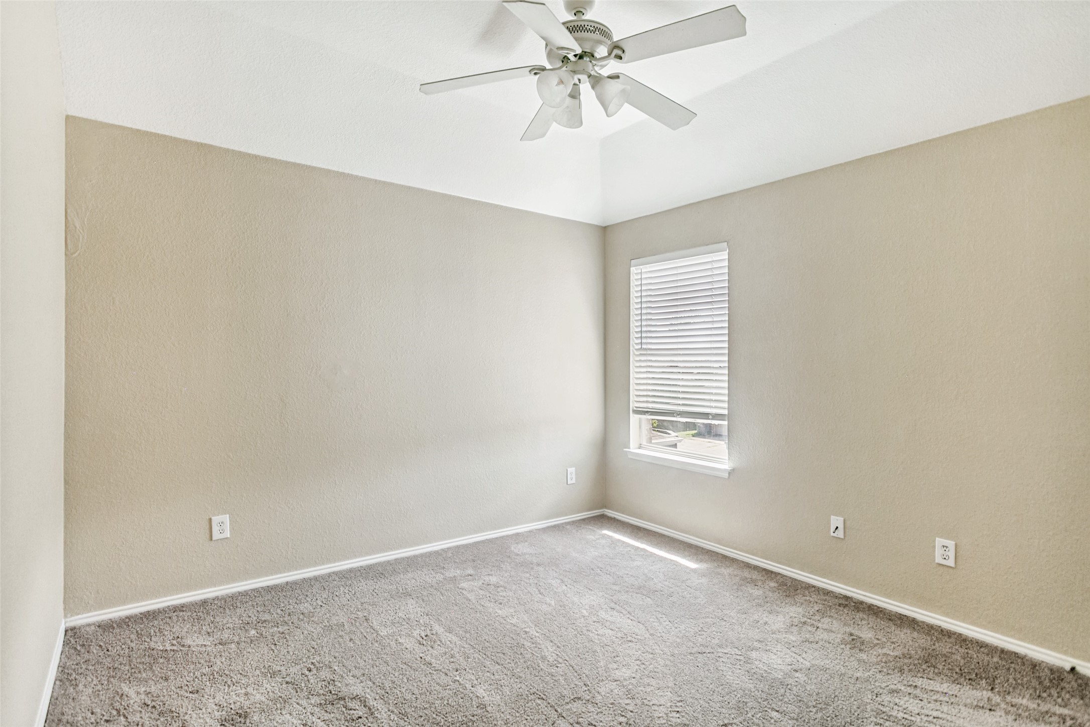 1302 Grapevine Drive
