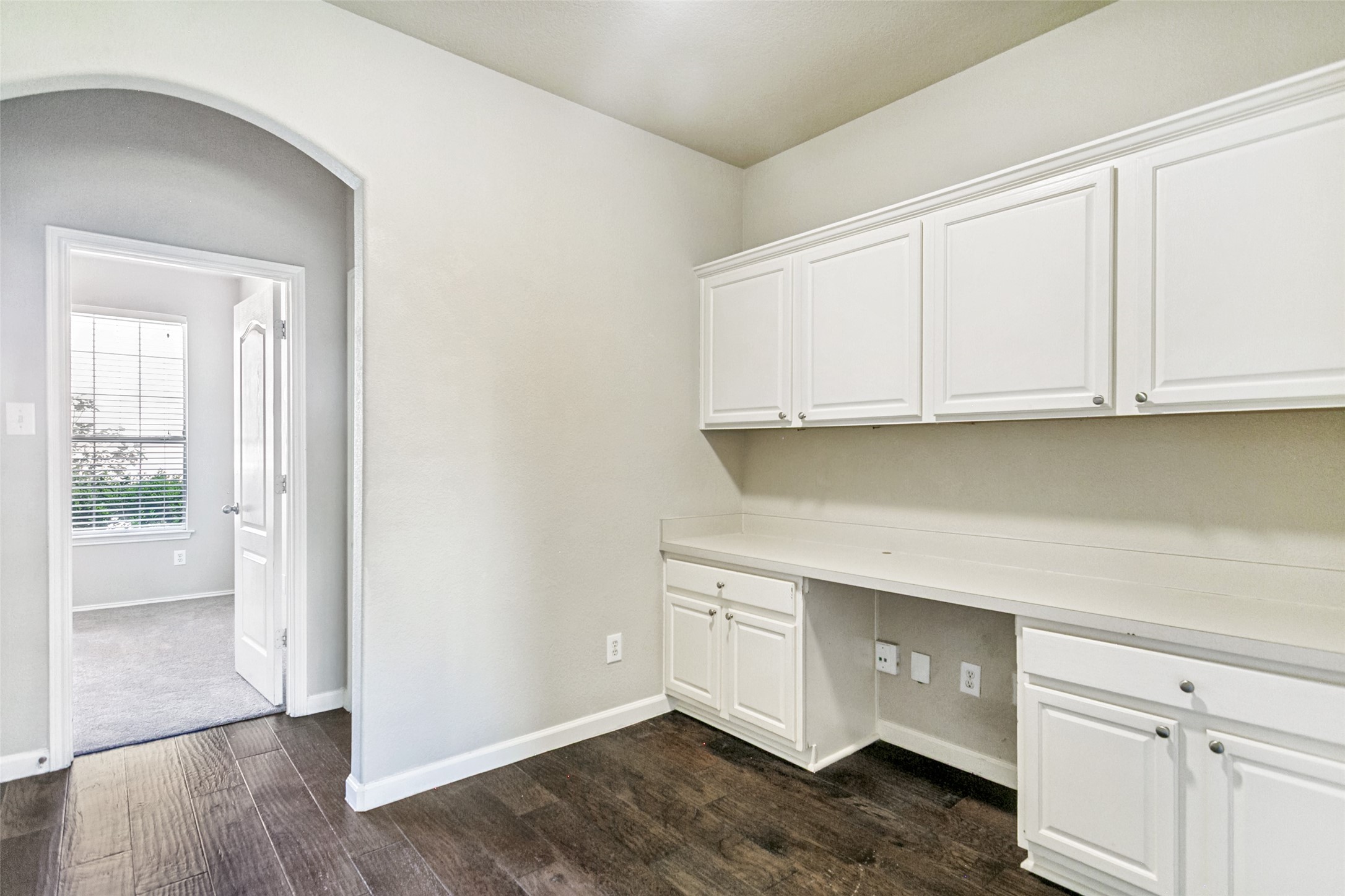 1302 Grapevine Drive