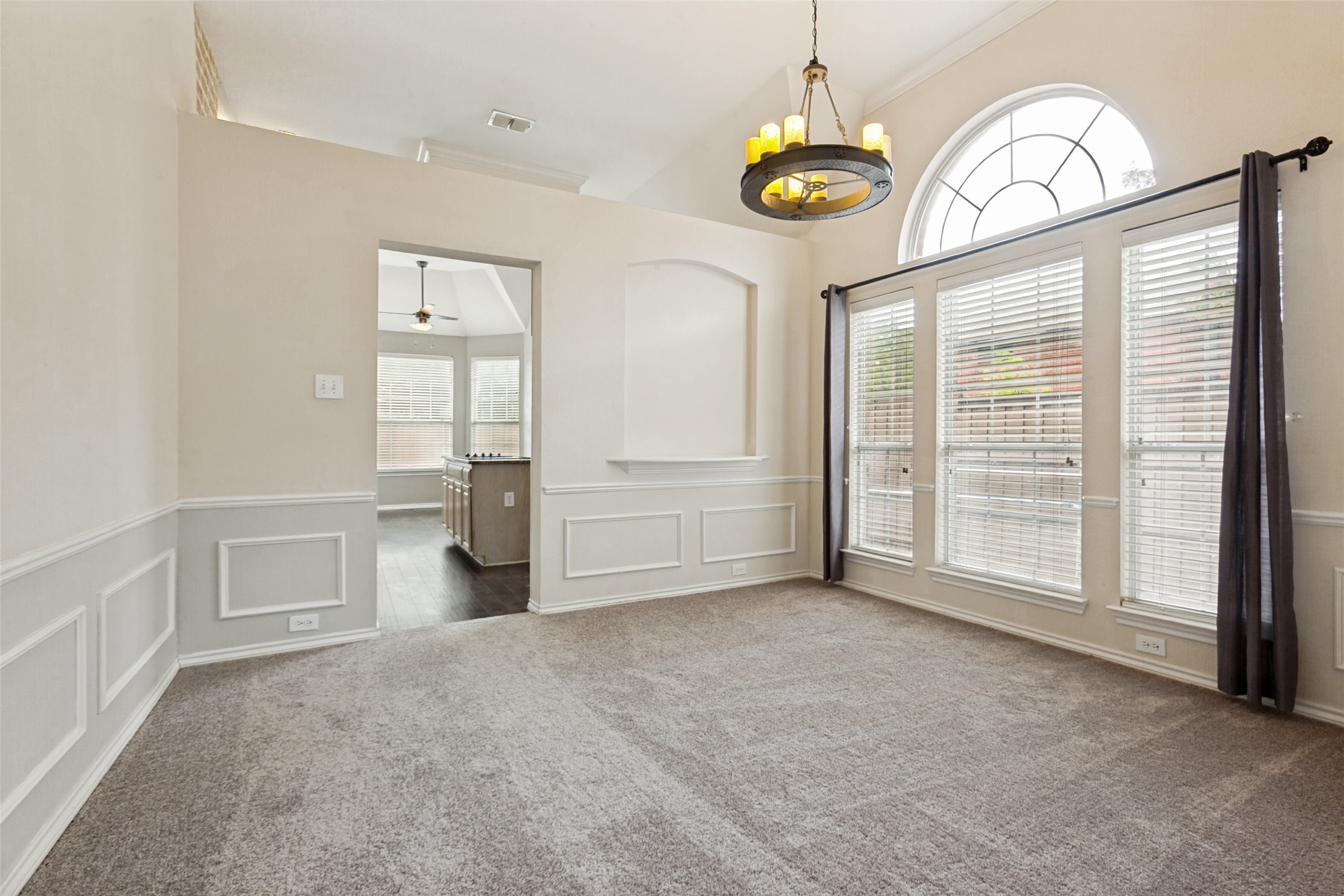 1004 Glendale Court