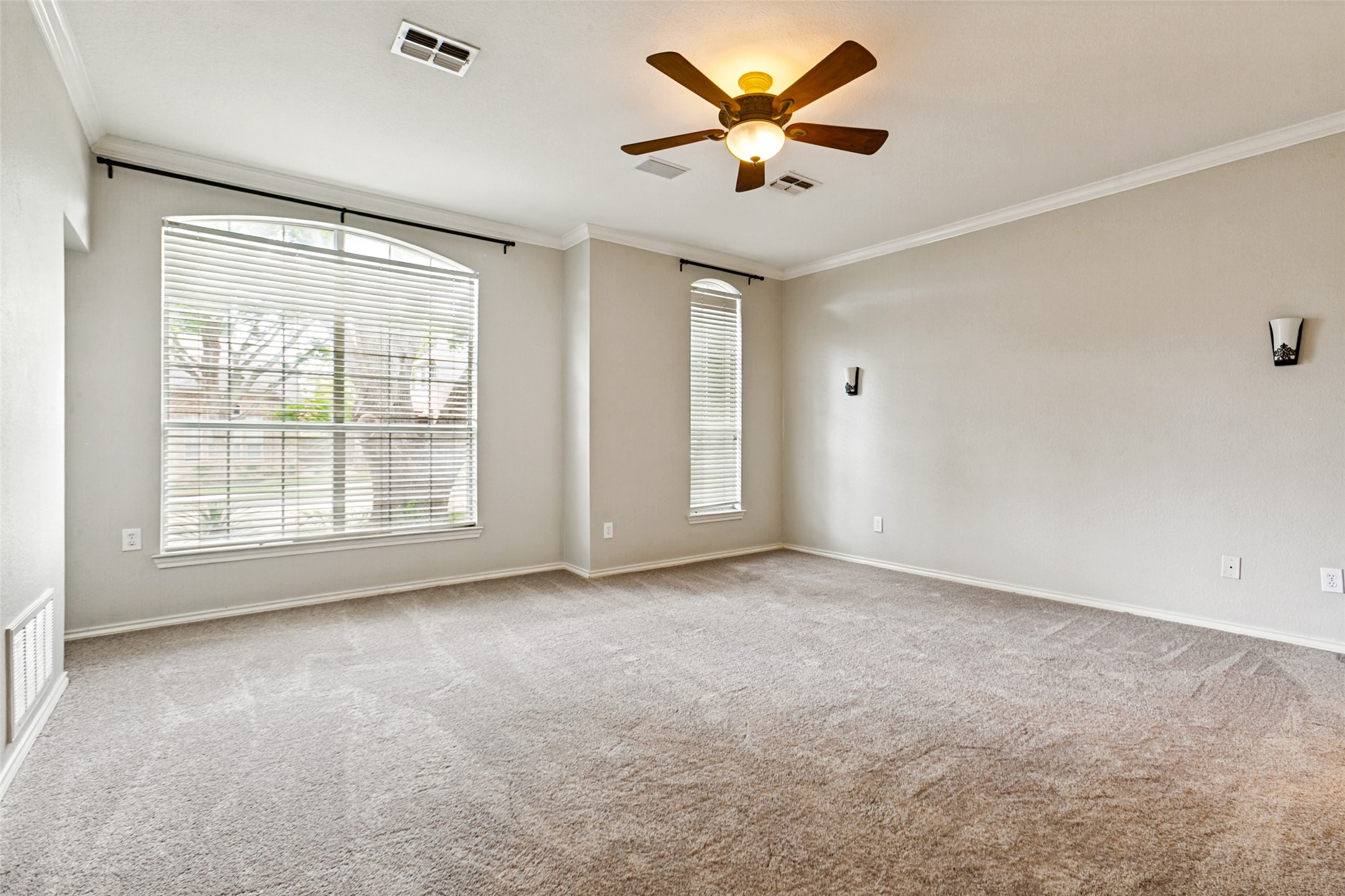 1004 Glendale Court