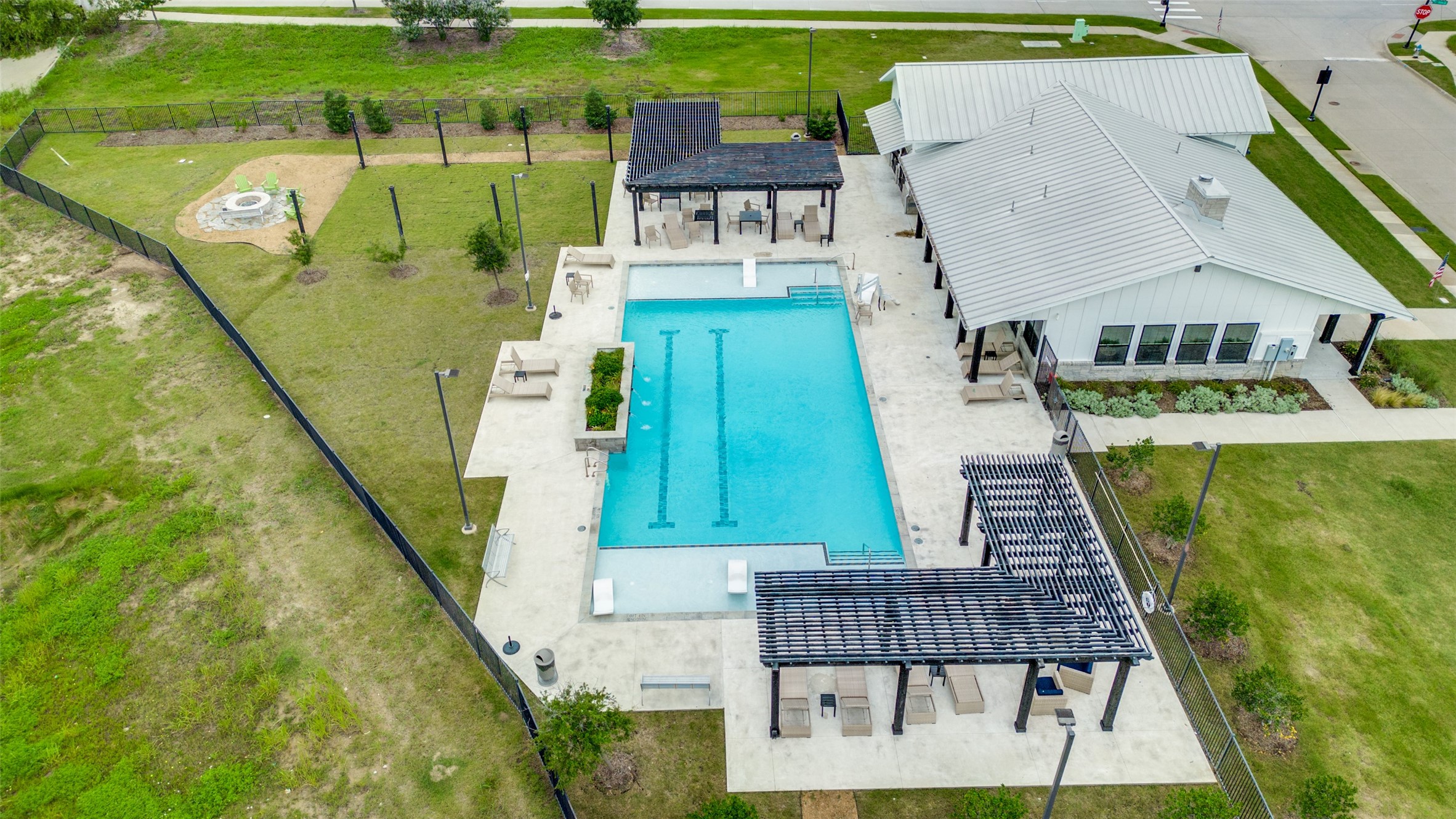 3005 Barefoot Lane